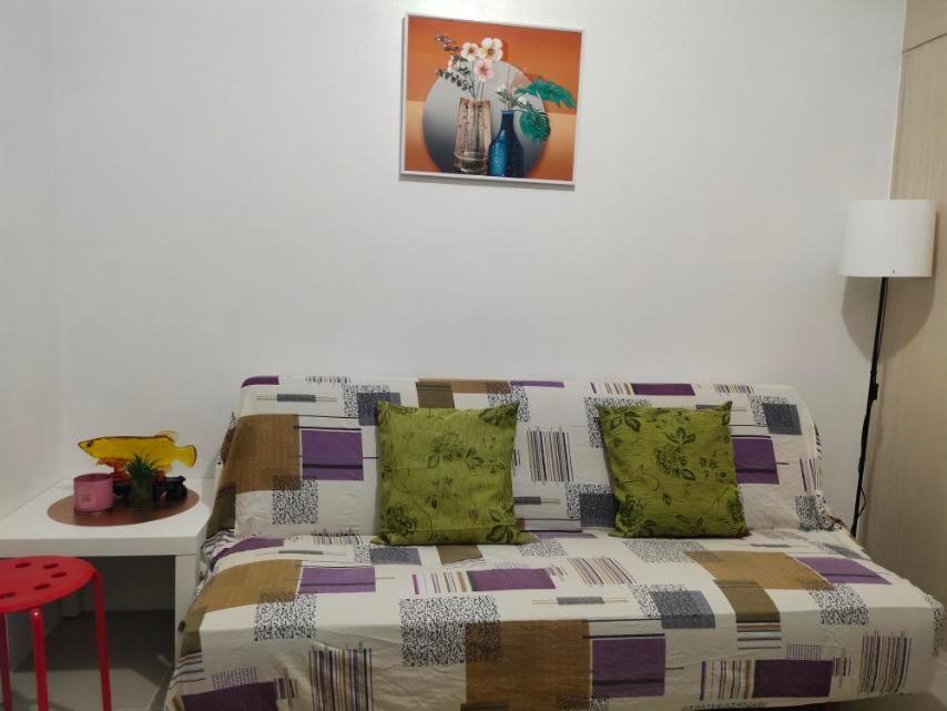 Rhm Sea Residences Condostaycation Moa,Smx Pasay Exterior photo